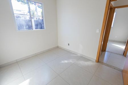Apartamento à venda com 132m², 2 quartos e 1 vaga Apartamento à venda com 132m², 2 quartos e 1 vagaQuarto 2