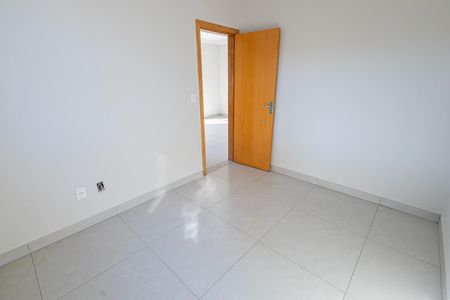 Apartamento à venda com 132m², 2 quartos e 1 vaga Apartamento à venda com 132m², 2 quartos e 1 vagaQuarto 2