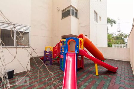 Apartamento para alugar com 70m², 3 quartos e 1 vagaÁrea comum - Playground