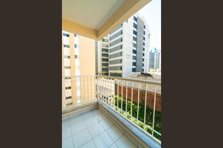 Sacada da Sala de apartamento para alugar com 3 quartos, 70m² em Vila da Saúde, São Paulo