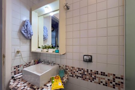 Apartamento à venda com 83m², 3 quartos e 2 vagas Apartamento à venda com 83m², 3 quartos e 2 vagasBanheiro