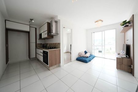 Sala/Cozinha de apartamento à venda com 2 quartos, 50m² em Jardim Santa Teresinha, São Paulo