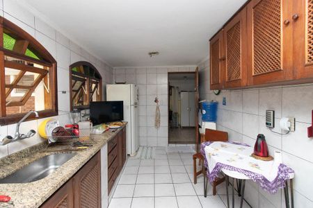 Casa para alugar com 384m², 4 quartos e 2 vagasCozinha 2