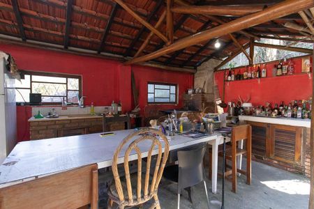 Casa para alugar com 384m², 4 quartos e 2 vagasÁrea gourmet