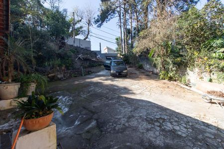 Casa para alugar com 384m², 4 quartos e 2 vagasQuintal