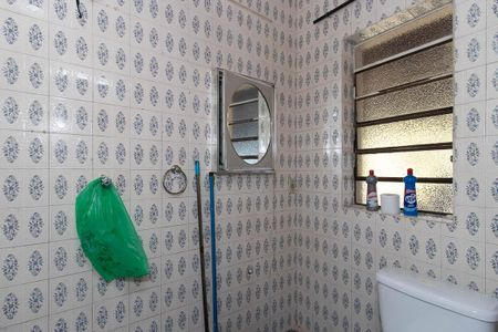 Casa para alugar com 384m², 4 quartos e 2 vagasBanheiro da Suíte