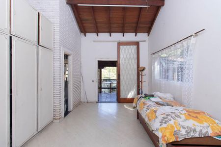 Casa para alugar com 384m², 4 quartos e 2 vagasQuarto Suíte