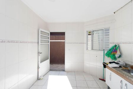 Casa à venda com 120m², 2 quartos e 2 vagasCozinha