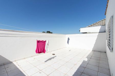 Casa à venda com 120m², 2 quartos e 2 vagasÁrea de Serviço