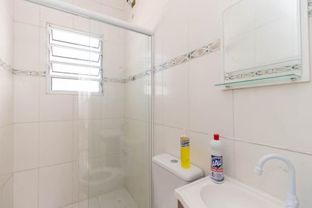 Casa à venda com 120m², 2 quartos e 2 vagasBanheiro da Suíte 2