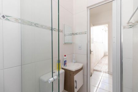 Casa à venda com 120m², 2 quartos e 2 vagasBanheiro da Suíte 2