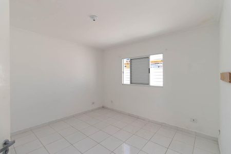 Casa à venda com 120m², 2 quartos e 2 vagasSuíte 2