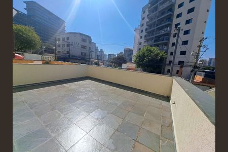 Casa à venda com 225m², 3 quartos e 3 vagasVaranda