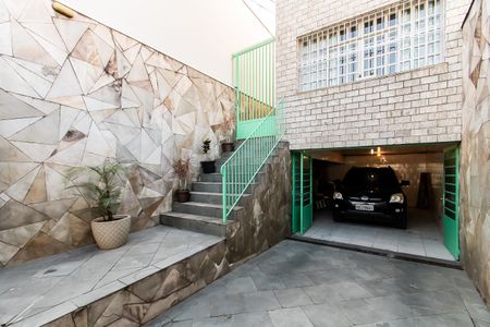 Casa à venda com 176m², 3 quartos e 3 vagasÁrea comum