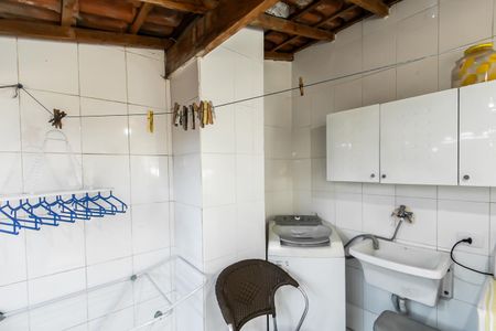 Casa à venda com 176m², 3 quartos e 3 vagasÁrea de Serviço