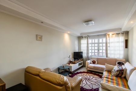 Casa à venda com 176m², 3 quartos e 3 vagasSala