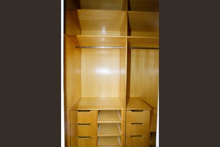 Apartamento à venda com 85m², 3 quartos e 2 vagasCloset