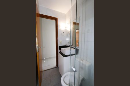 Apartamento à venda com 85m², 3 quartos e 2 vagasBanheiro Social