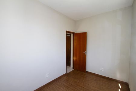Apartamento à venda com 85m², 3 quartos e 2 vagasQuarto 2