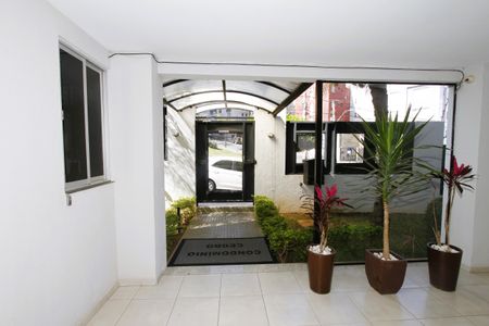 Apartamento à venda com 85m², 3 quartos e 2 vagasEntrada