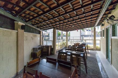 Apartamento à venda com 48m², 2 quartos e 1 vaga Apartamento à venda com 48m², 2 quartos e 1 vagaÁrea comum - Espaço gourmet