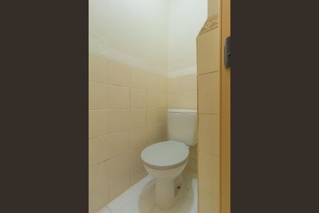 Casa de condomínio para alugar com 119m², 2 quartos e 1 vaga Casa de condomínio para alugar com 119m², 2 quartos e 1 vagaBanheiro de serviço