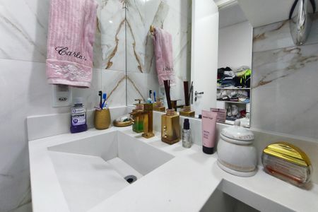 Apartamento para alugar com 72m², 3 quartos e 2 vagasBanheiro Suíte