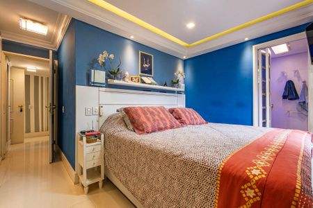 Apartamento à venda com 118m², 3 quartos e 2 vagasSuíte 1