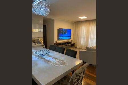 Apartamento à venda com 3 quartos, 110m² em Vila Alexandria, São Paulo