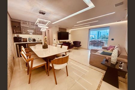 Apartamento à venda com 3 quartos, 113m² em Vila Canero, São Paulo