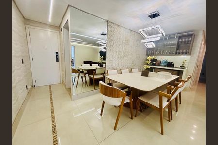 Apartamento à venda com 3 quartos, 113m² em Vila Canero, São Paulo