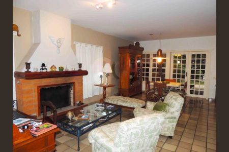 Casa à venda com 4 quartos, 600m² em Granja Julieta, São Paulo