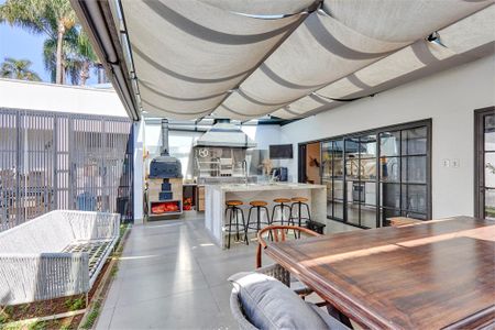 Casa à venda com 3 quartos, 250m² em Santo Amaro, São Paulo