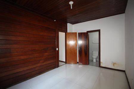 Casa de condomínio à venda com 600m², 4 quartos e 3 vagasSuíte 3