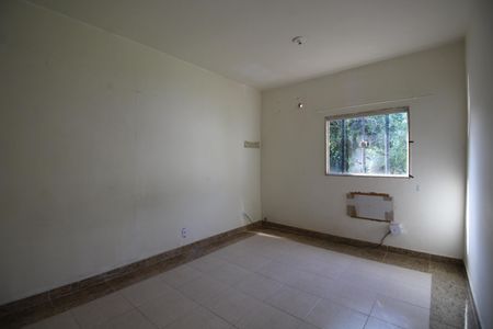 Casa de condomínio à venda com 600m², 4 quartos e 3 vagasEdícula - Quarto