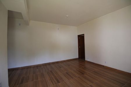 Casa de condomínio à venda com 600m², 4 quartos e 3 vagasEdícula - Sala