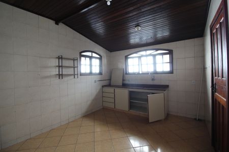 Casa de condomínio à venda com 600m², 4 quartos e 3 vagasCozinha