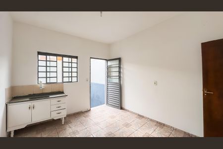 Sala/Cozinha de casa para alugar com 1 quarto, 26m² em Jardim das Flores, Osasco