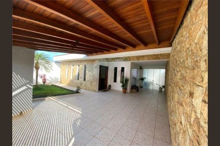 Casa à venda com 4 quartos, 360m² em Parque dos Passaros, São Bernardo do Campo