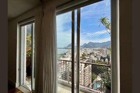 Apartamento à venda com 165m², 2 quartos e 1 vagaSuíte 2