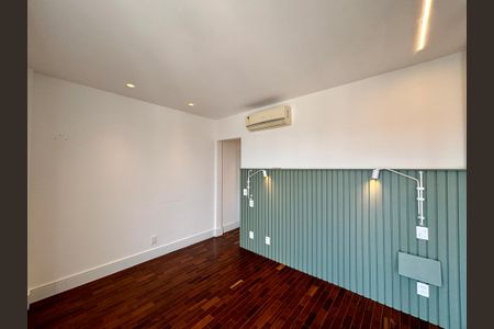 Apartamento à venda com 165m², 2 quartos e 1 vagaSuíte 2