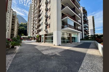 Apartamento à venda com 165m², 2 quartos e 1 vagaÁrea comum