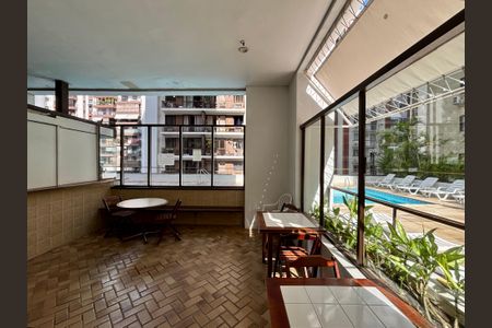 Apartamento à venda com 165m², 2 quartos e 1 vagaÁrea comum