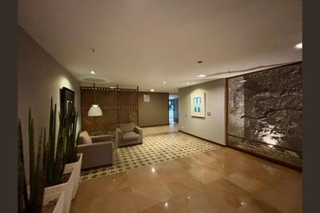 Apartamento à venda com 165m², 2 quartos e 1 vagaPortaria