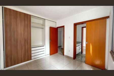 Apartamento à venda com 120m², 3 quartos e 1 vaga