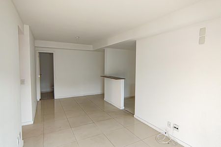 Sala de apartamento à venda com 3 quartos, 90m² em Taquara, Rio de Janeiro