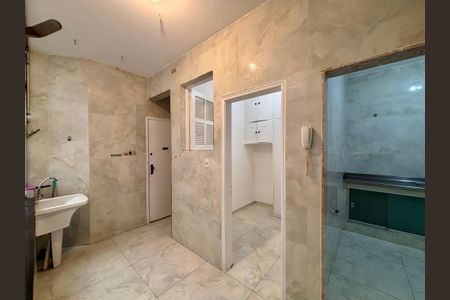 Apartamento à venda com 94m², 3 quartos e 1 vagaÁrea de serviço