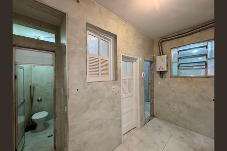 Apartamento à venda com 94m², 3 quartos e 1 vagaBanheiro de Serviço