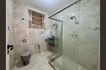 Apartamento à venda com 94m², 3 quartos e 1 vagaBanheiro social