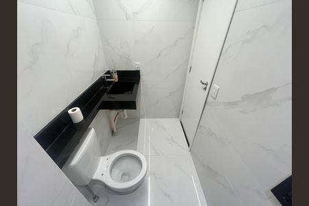 Apartamento à venda com 64m², 2 quartos e 1 vagaBanheiro Social